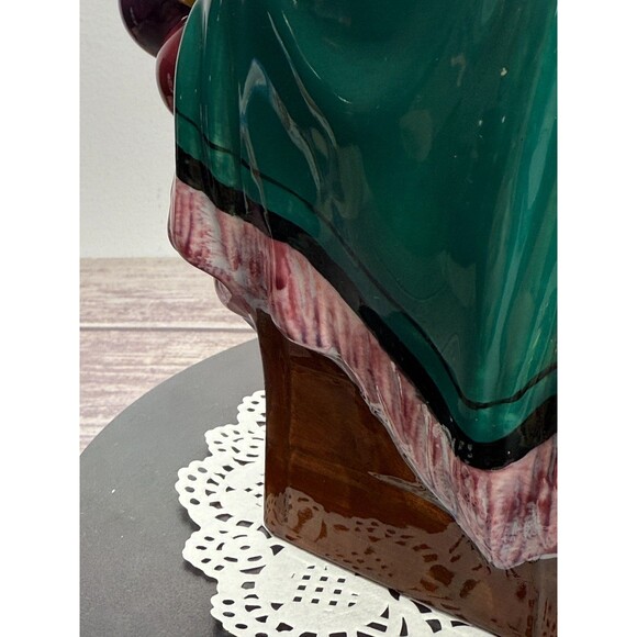 Vintage Royal Doulton The Old Balloon Seller HN1315 England 7.5" Tall 1940s Mint - Picture 10 of 16